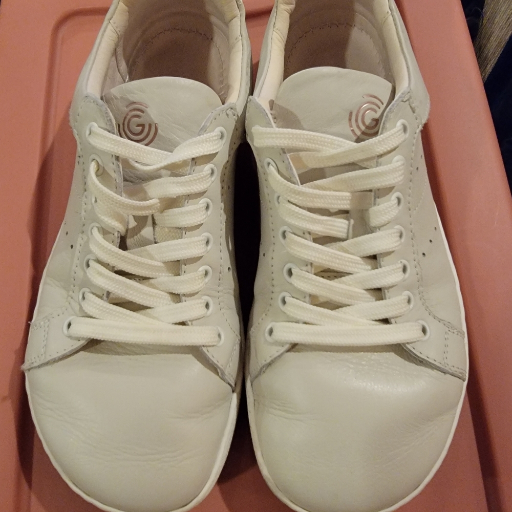 Groundies Sneakers 38L 7.5